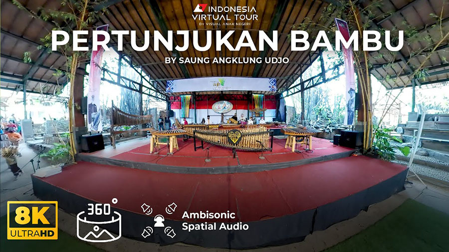 Pertunjukan Bambu Saung Udjo (8K 360 VR Video)